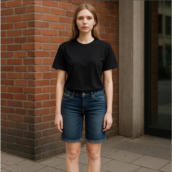 Hollister Socal Stretch Bermuda Jean Shorts Size 5 Denim - Picture 1 of 10